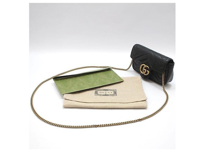 Gucci Borsa a tracolla Super Mini GG Marmont trapuntata nera Nero - vista 2