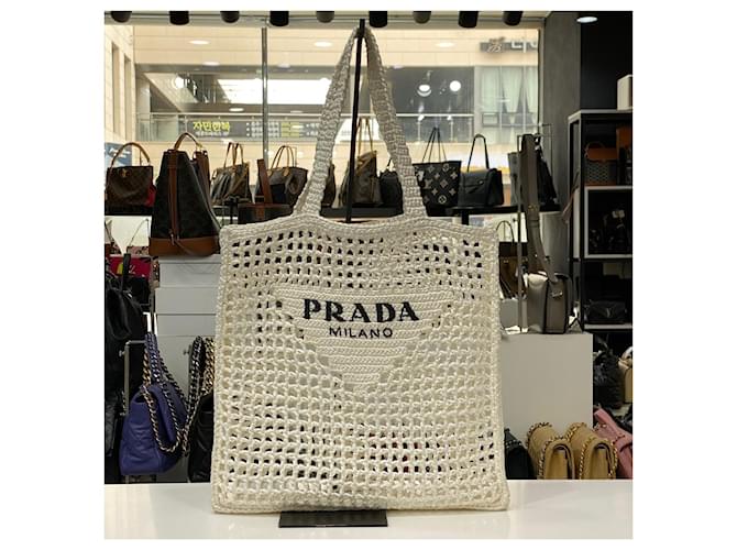 Prada Raffia-Schultertasche Weiß - Ansicht 2
