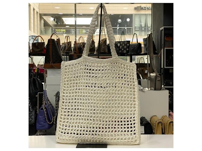 Prada Raffia-Schultertasche Weiß - Ansicht 7