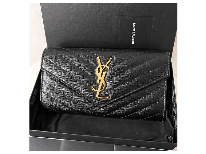 Saint Laurent Großer Matelassé-Geldbeutel Cassandra Schwarz - Ansicht 2