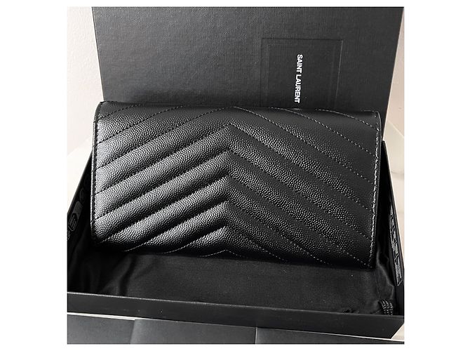Saint Laurent Großer Matelassé-Geldbeutel Cassandra Schwarz - Ansicht 3