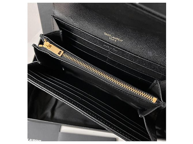 Saint Laurent Großer Matelassé-Geldbeutel Cassandra Schwarz - Ansicht 4
