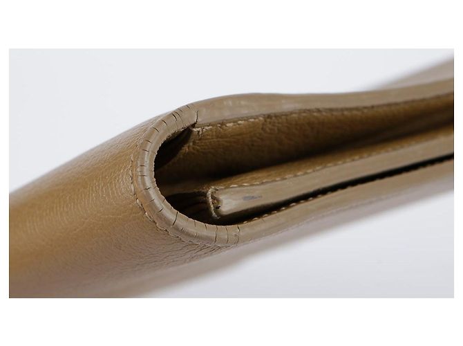 Saint Laurent Clutch Flap in pelle beige Marrone - vista 17