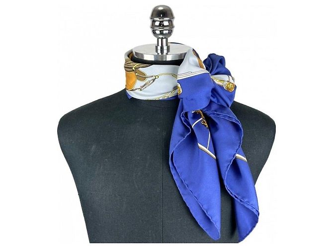 Hermès Pañuelo de seda azul primavera - vista 3