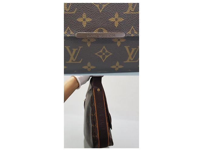 Louis Vuitton Borsa a tracolla Monogram BoBourg GM Nero - vista 6