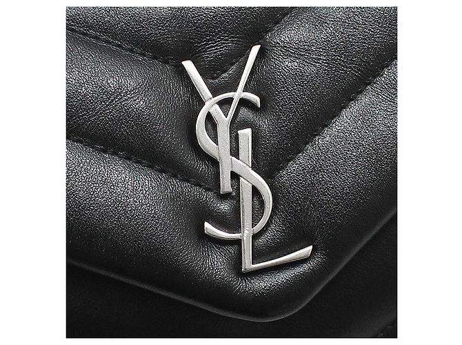 Saint Laurent Borsa a tracolla Loulou Toy in pelle nera con monogramma argento Nero - vista 8