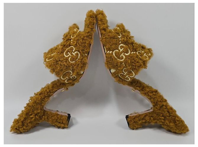 Gucci Sandali con tacco in pelliccia da donna Adidas Logo - vista 4