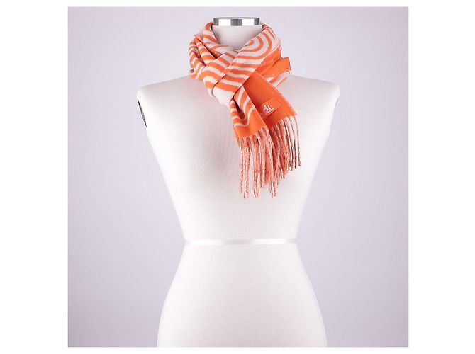 Hermès Cashmere-Schal Graphic Line Wave Orange - Ansicht 14