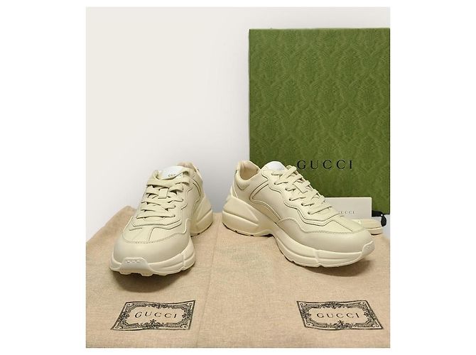 Gucci Lyton Sneaker aus Leder mit Lemon Lettering Logo Weiß - Ansicht 8