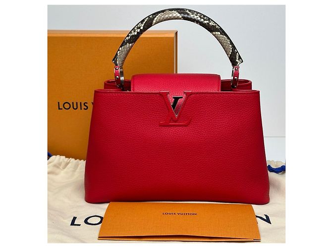Louis Vuitton Borsa Capucines MM Rossa Rosso - vista 2