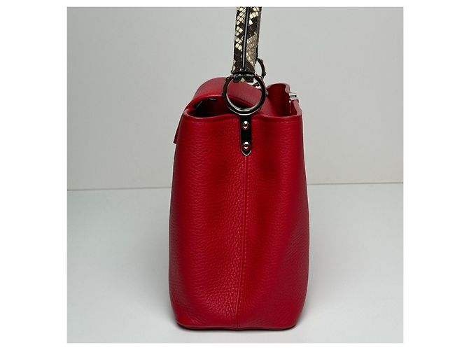 Louis Vuitton Borsa Capucines MM Rossa Rosso - vista 4