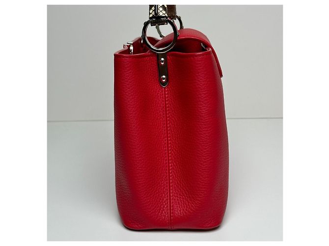 Louis Vuitton Borsa Capucines MM Rossa Rosso - vista 5