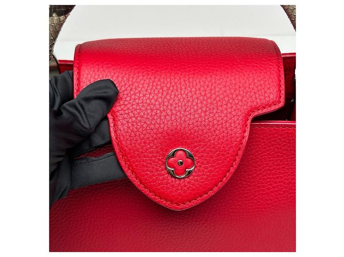Louis Vuitton Borsa Capucines MM Rossa Rosso - vista 6