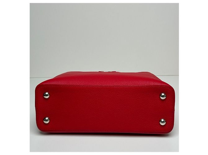 Louis Vuitton Borsa Capucines MM Rossa Rosso - vista 9