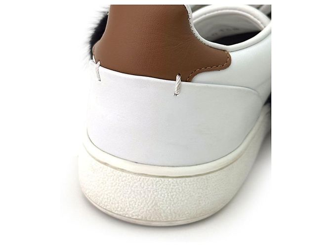 Louis Vuitton Sneakers basse Frontline in shearling e pelliccia di visone da donna Bianco Marrone - vista 16