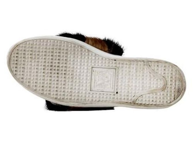 Louis Vuitton Sneakers basse Frontline in shearling e pelliccia di visone da donna Bianco Marrone - vista 8