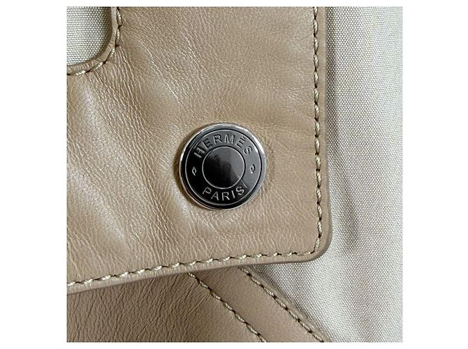 Hermès Gabardina asimétrica de mezcla de cuero para mujer Beige Castaño - vista 7