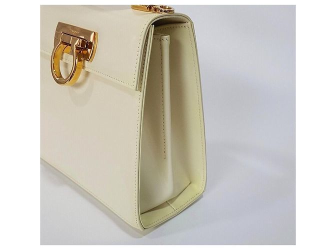 Salvatore Ferragamo Iconic Top Handle Kelly Tasche Silber - Ansicht 10