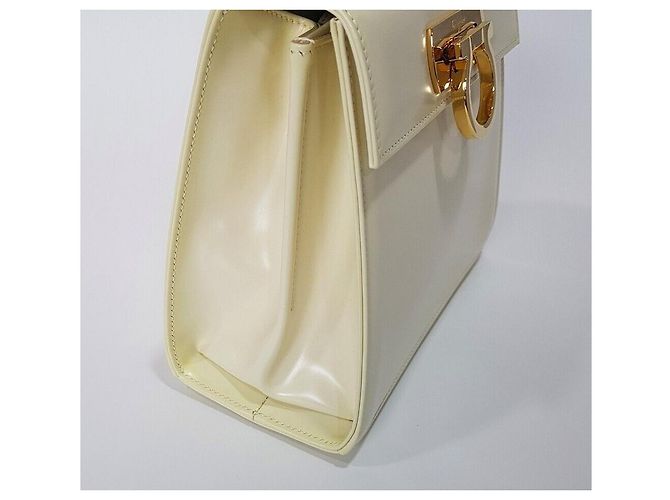 Salvatore Ferragamo Iconic Top Handle Kelly Tasche Silber - Ansicht 9
