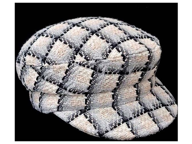 Chanel Tweed CC Logo Jagdkappe - Ansicht 2