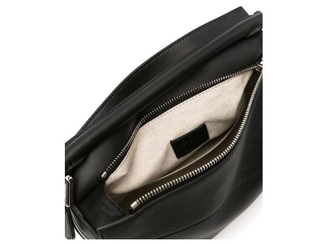 Loewe Mini bolsa Puzzle em couro de bezerro de grão macio Preto - vista 5