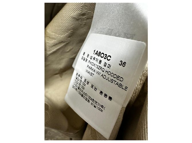 Louis Vuitton Abrigo con Capucha Monogram (Oversized para Mujer) Dorado - vista 8