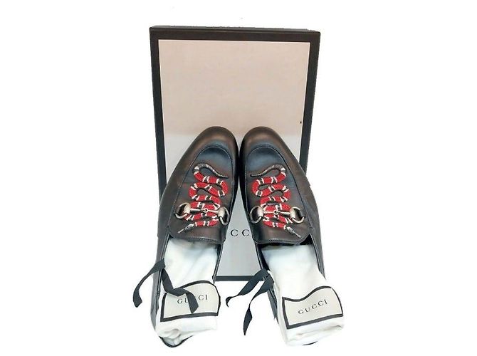 Gucci Mocassini con ricamo di serpente nero e morsetto horsebit, scarpe da uomo con aumento dell'altezza - vista 3
