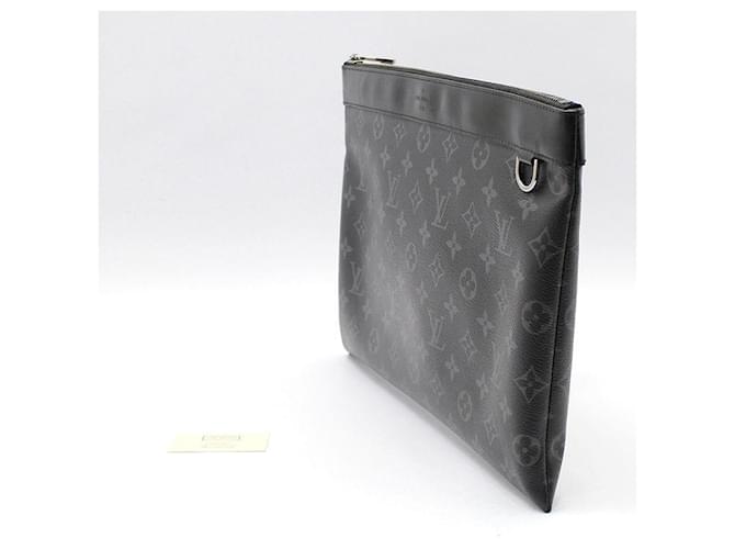 Louis Vuitton Clutch Monogram Eclipse Apollo Castaño - vista 2