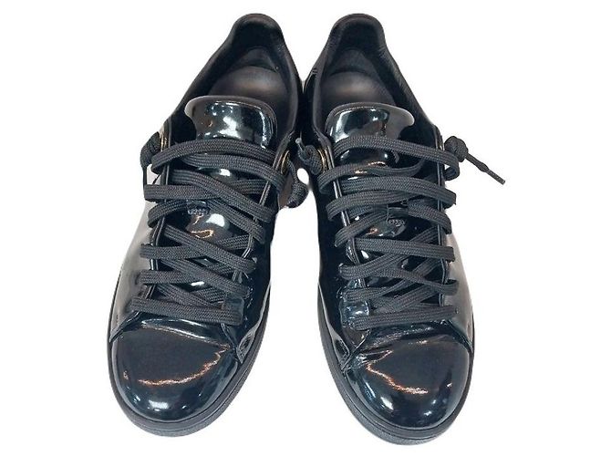 Louis Vuitton Sneakers Frontrow in vernice nera da donna Nero - vista 2