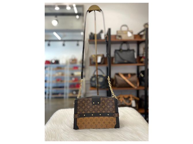 Louis Vuitton Bolso de hombro Monogram Reverse Malletage Trunk Naranja - vista 11
