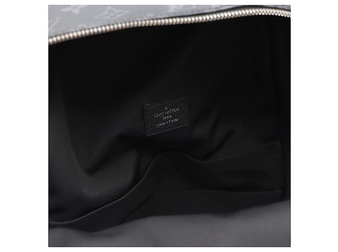 Louis Vuitton Sac à dos Monogram Taiga Discovery PM - vue 9