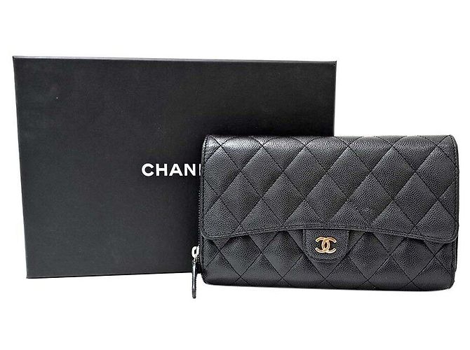 Chanel Mini Crossbody WOC in Caviar Nero - vista 9
