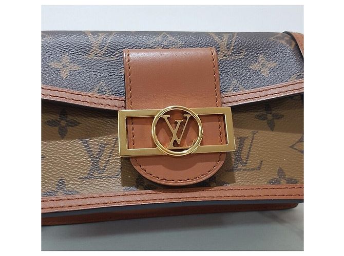 Louis Vuitton Mini borsa a tracolla Dauphine Chain Wallet - vista 3
