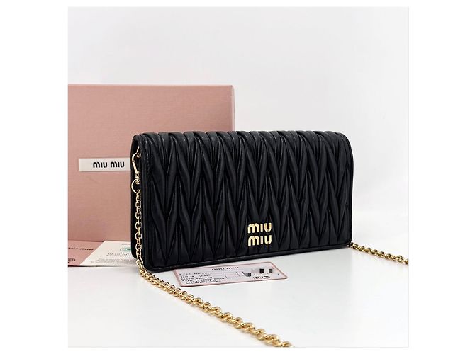 Miu Miu Borsa a tracolla trapuntata con catena Nera Nero - vista 3