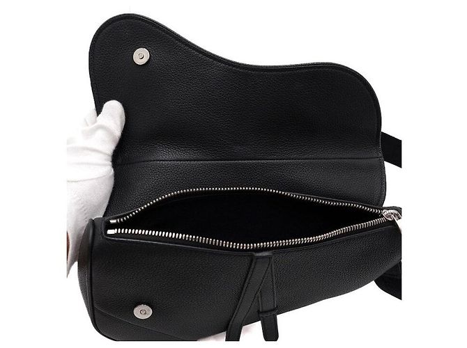 Saddle Dior Borsa a tracolla e a spalla da uomo in pelle di vitello granulata nera - vista 6