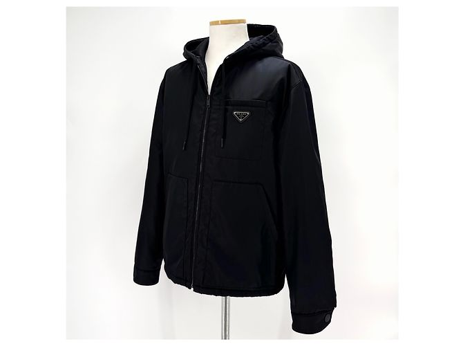 Prada Giacca con cappuccio con logo triangle in Re-Nylon Nero - vista 2