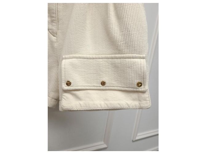 Louis Vuitton Short safari de pana beige y tono dorado Blanco - vista 3