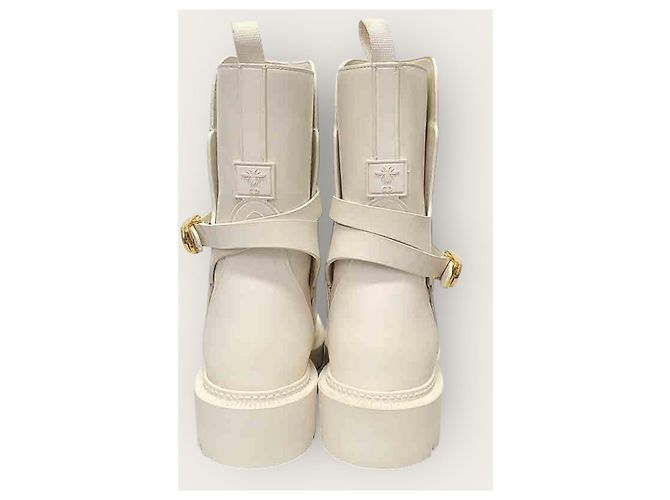 Dior Botas de cano de cano de bezerro branco com adornos dourados - vista 6