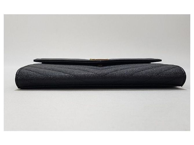Saint Laurent Clutch matelassé Monogram con finiture dorate Nero - vista 5