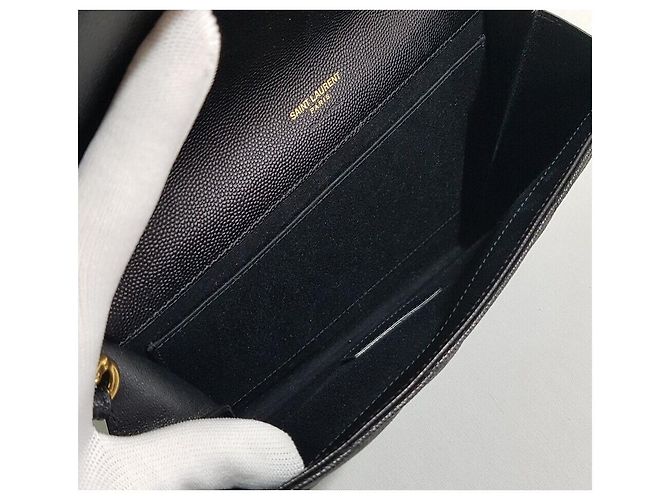 Saint Laurent Clutch matelassé Monogram con finiture dorate Nero - vista 9