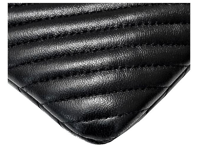 Chanel Clutch Boy Chevron in agnello New Medium Nero - vista 3