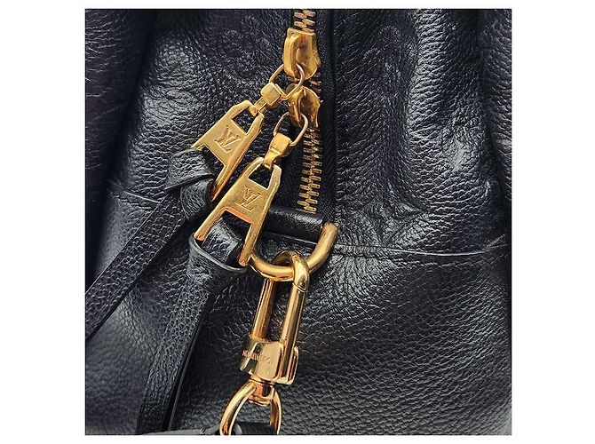 Louis Vuitton Amplificateur Pontieu PM Noir - vue 8