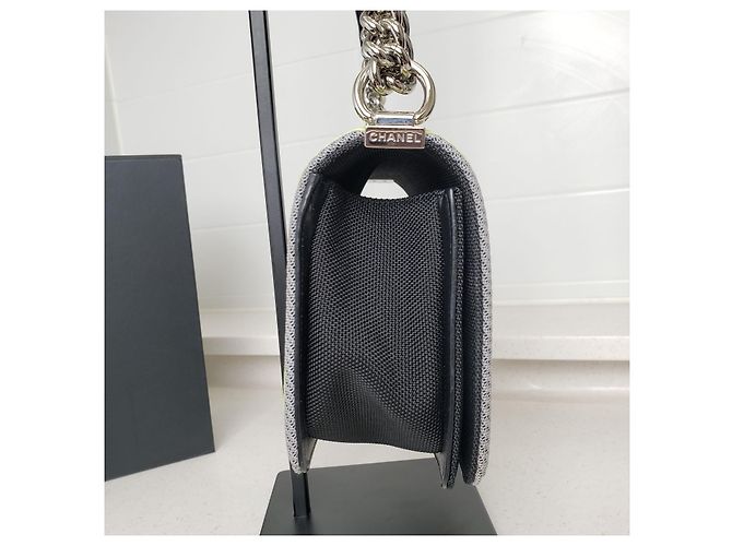 Chanel Boy Bag in tela Limited Edition Medium Giallo - vista 5