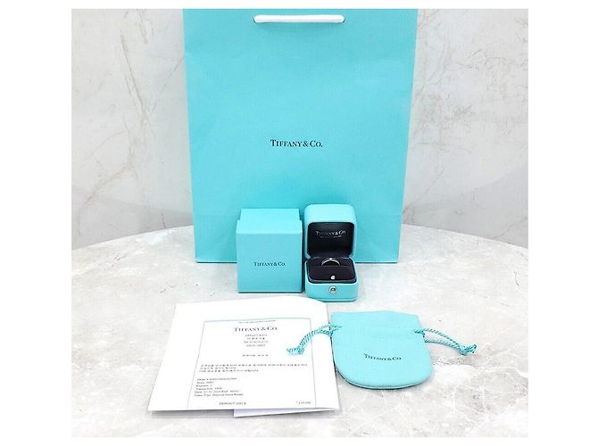Tiffany & Co Anello a fascia doppia milgrain in diamante e platino Argento - vista 6