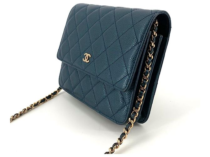 Chanel Mini bolsa transversal WOC em caviar dourado Azul - vista 5