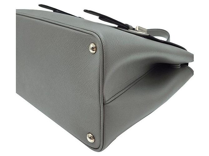 Prada Borsa Tote e Borsa a Spalla in Pelle Saffiano - vista 6