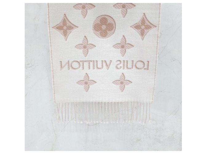 Louis Vuitton Cachecol Monogram Essential Shine Branco - vista 6