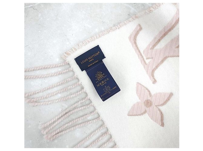 Louis Vuitton Cachecol Monogram Essential Shine Branco - vista 7