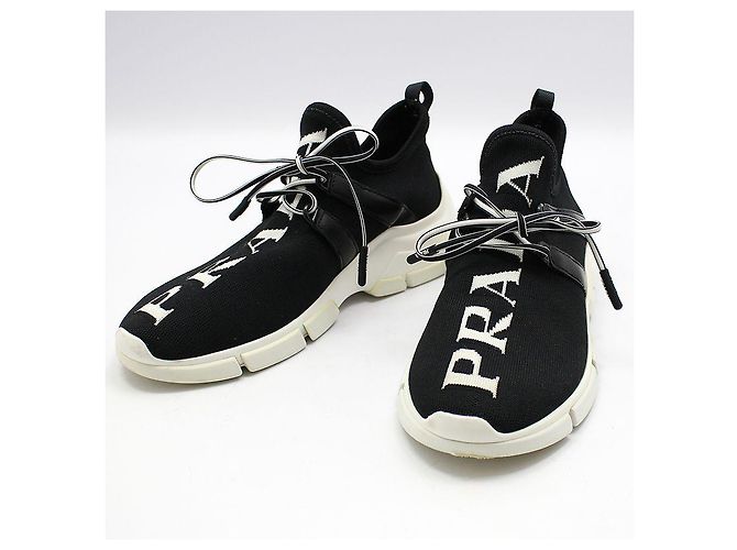 Prada Logo Stricksocken für Sneaker Weiß - Ansicht 2