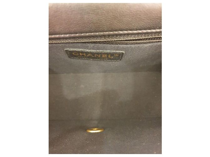 Chanel Borsa con patta con manico superiore in metallo e catena in agnello nero - vista 15